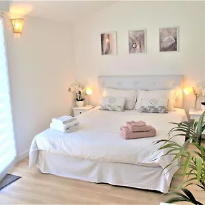 D'hotes De Charme Merbleuesoleil Bed & Breakfast