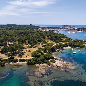 Helios & - Ile Des Embiez Hotel